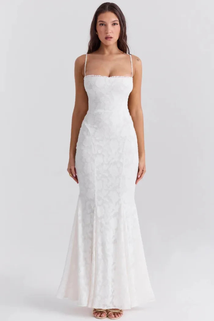 Vestido Largo con Encaje Semitransparente – Modelo Aghata