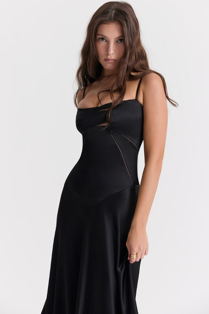 Vestido largo de satén sedoso – Modelo Tyana