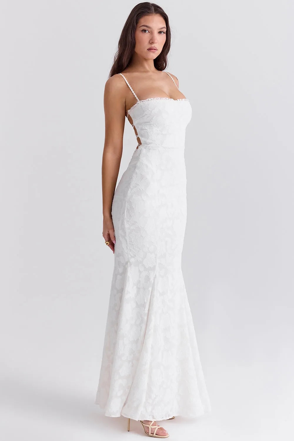 Vestido Largo con Encaje Semitransparente – Modelo Aghata