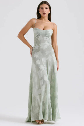 Vestido Largo Semitransparente Floral Blanco – Modelo Mavie